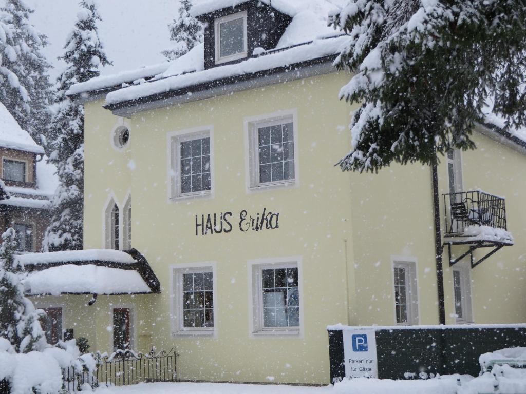 Haus Erika Bad Gastein B & B Buitenkant foto