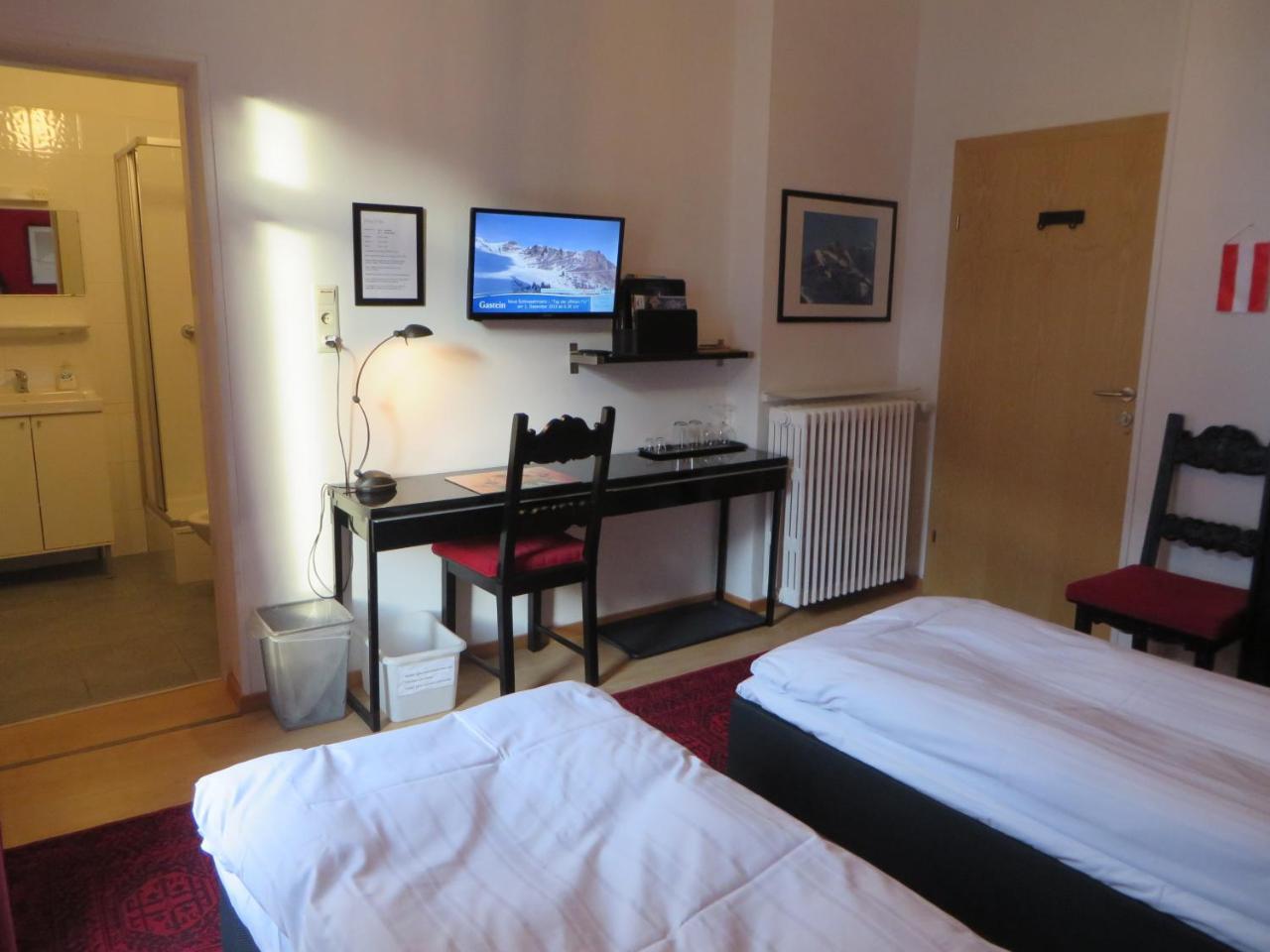 Haus Erika Bad Gastein B & B Buitenkant foto